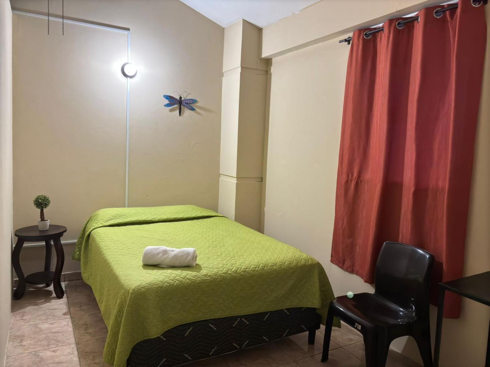 Hostal Casa Luna Santa Ana Bagian luar foto